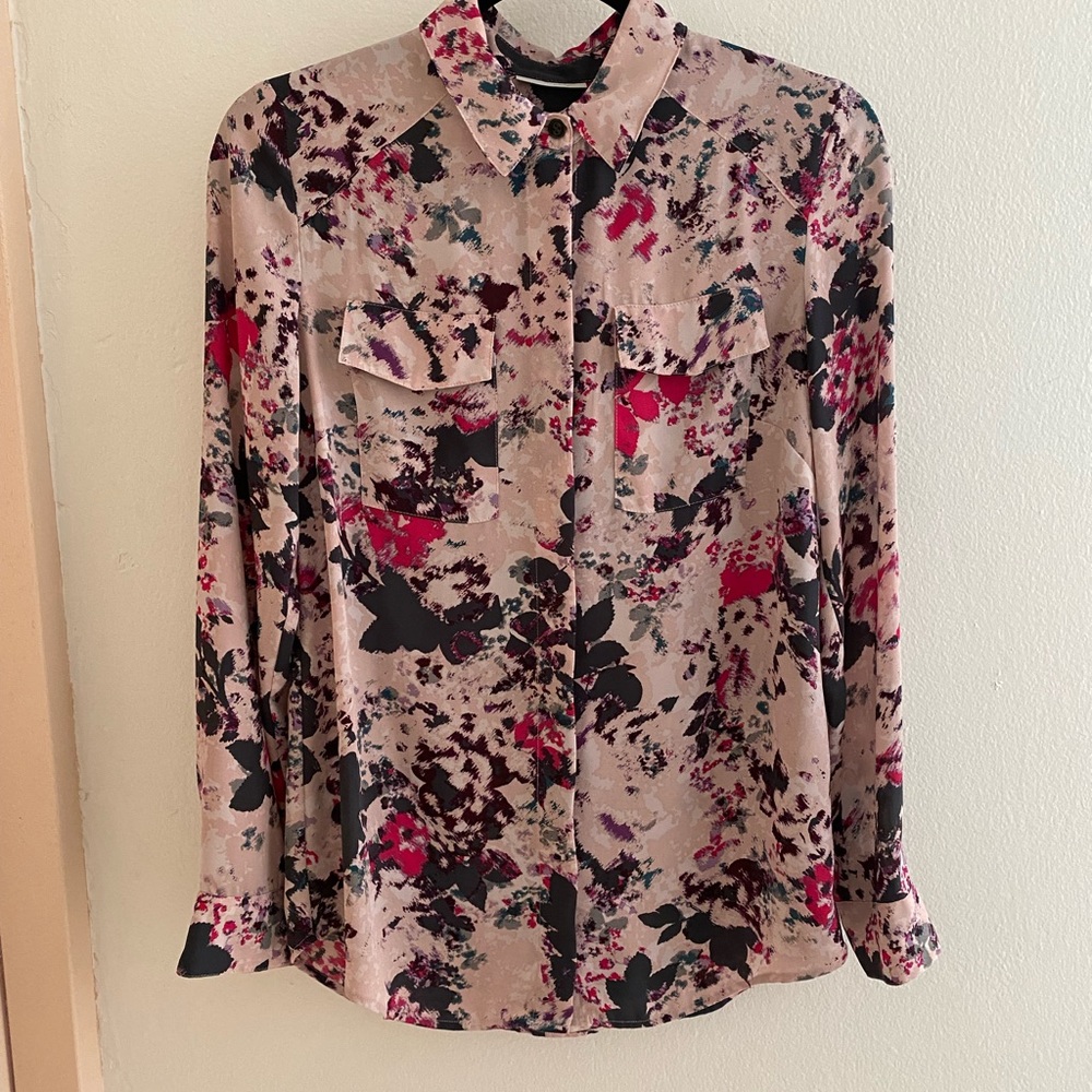 Halogen loose fit - XS button down blouse.